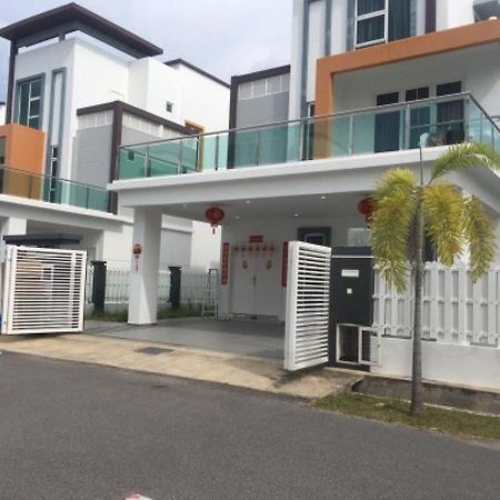 My Home Kayangan Villa Malacca C10 Esterno foto